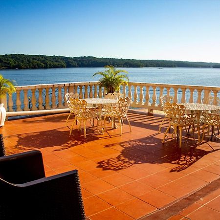 Hotel Villa Del Lago Flores Kültér fotó