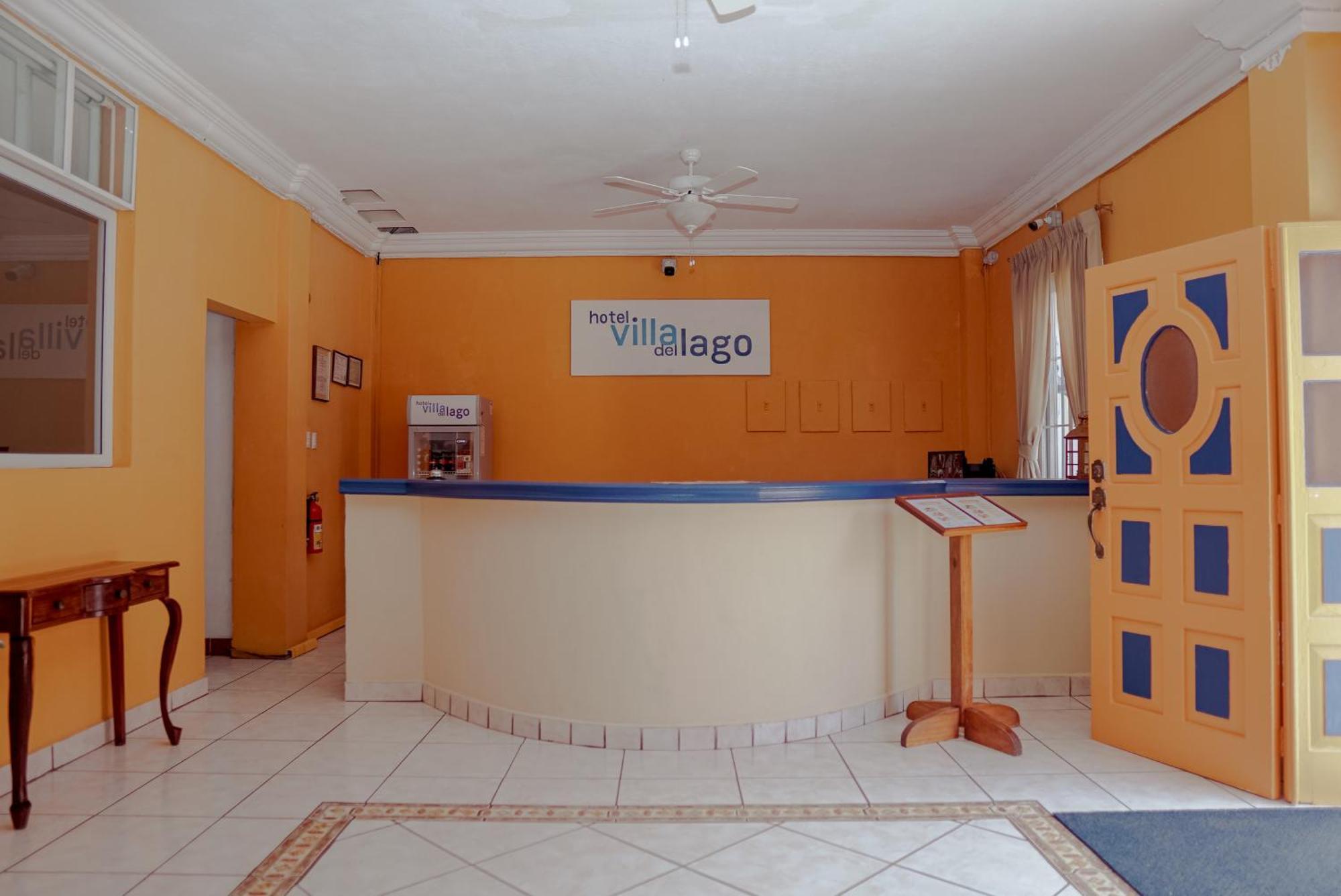 Hotel Villa Del Lago Flores Kültér fotó